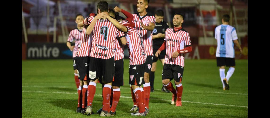 Los Andes buscaraacute bajar al liacuteder en Zaacuterate