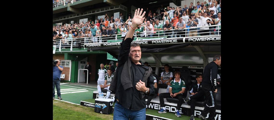 Falcioni- ldquoEl hincha tiene que saber que vamos a sufrir bastanterdquo