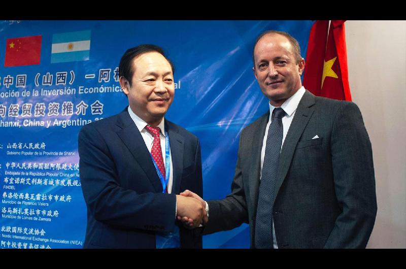Lomas firmoacute un acuerdo para fortalecer la relacioacuten con China