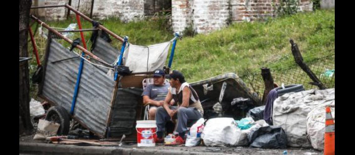 La pobreza trepoacute al 354-en-porciento- y ya afecta a casi 16 millones de argentinos