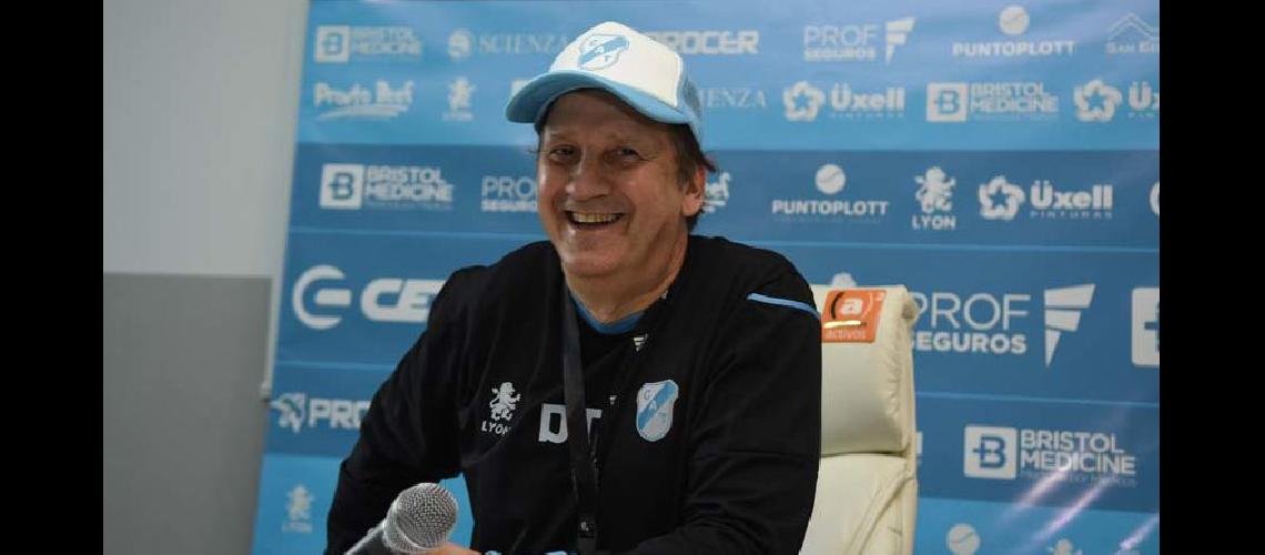 Perazzo- Hay que matarse por la camiseta