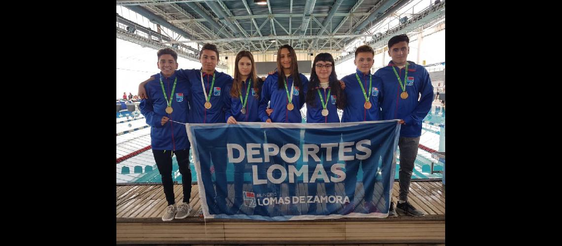 Nadadores de Lomas se llenaron de medallas en Mar del Plata