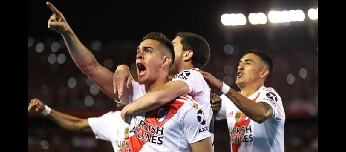 Con la confianza en alto River recibe a Patronato