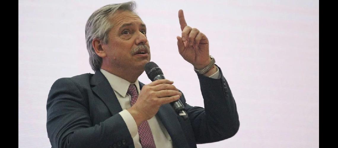 Alberto Fernaacutendez pidioacute al Gobierno concilie poliacuteticas de cambiordquo en una eventual transicioacuten