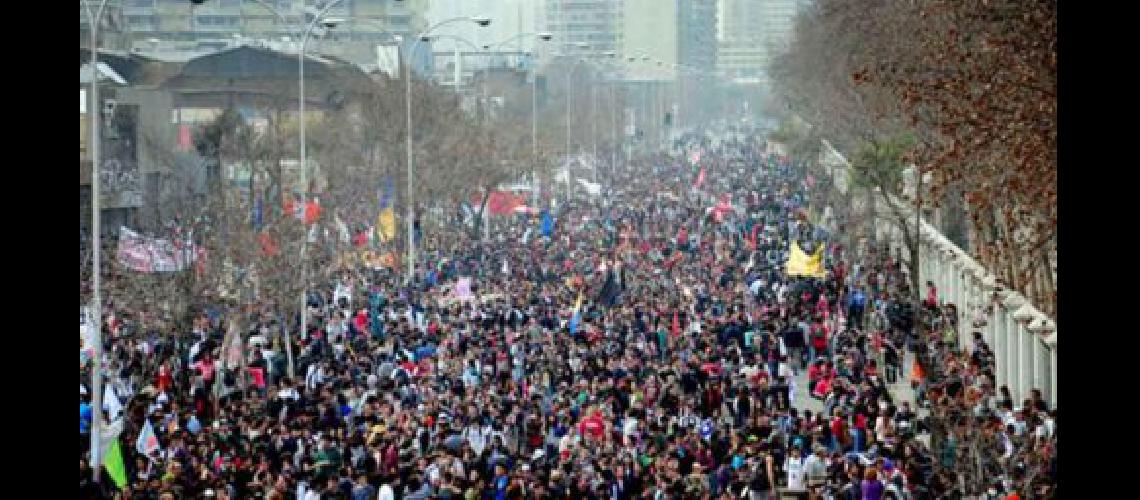 miles de manifestantes en la protesta de este mieacutercoles 