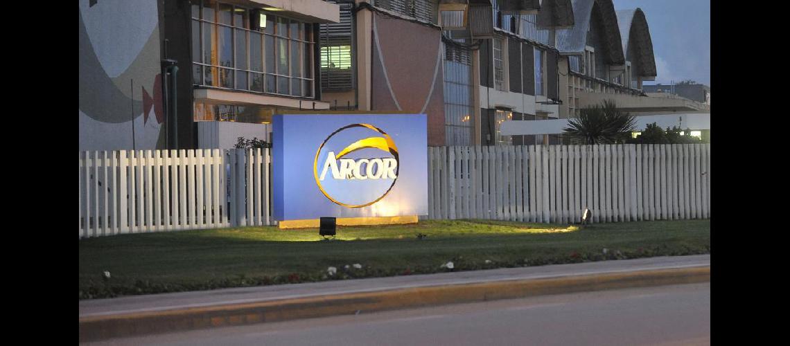 Por la crisis econoacutemica Arcor despidioacute a 42 trabajadores