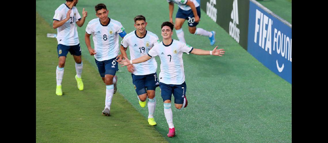Gritos Granates en la victoria de Argentina