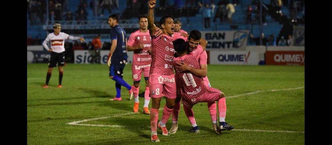 Temperley quiere comer ldquoCalamaresrdquo para seguir la fiesta