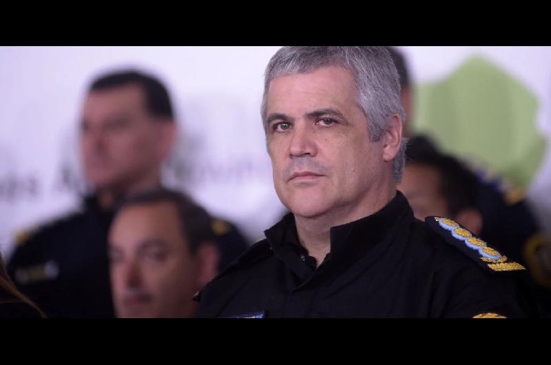 El jefe de la Policiacutea Bonaerense pidioacute su pase a retiro y Kicillof ya arma la nueva cuacutepula