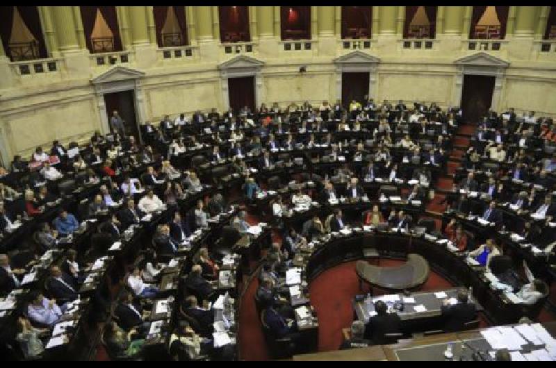 Comenzoacute con la presencia de 138 legisladores nacionales sentados en sus bancas
