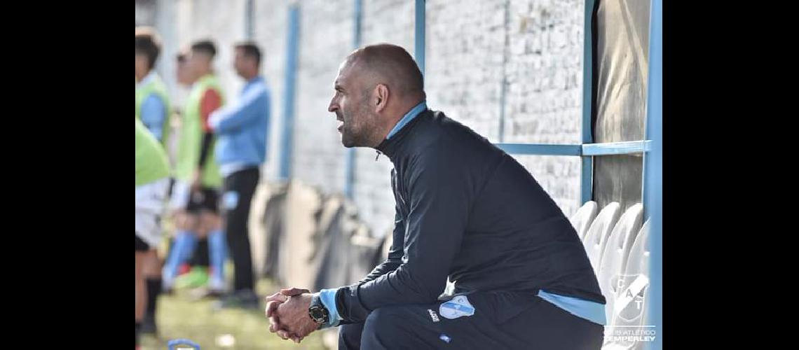 Temperley- Facundo Arguumlello dejoacute de ser el coordinador de Inferiores