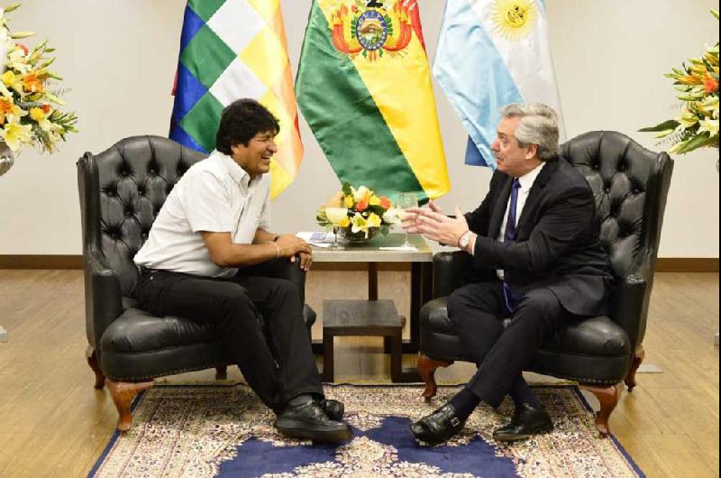 Evo Morales dijo que seriacutea un orgullo estar en la asuncioacuten de Fernaacutendez