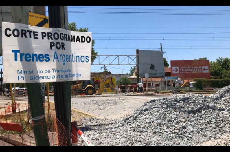 Reclaman a Trenes Argentinos que acelere la obra en la barrera de San Martiacuten