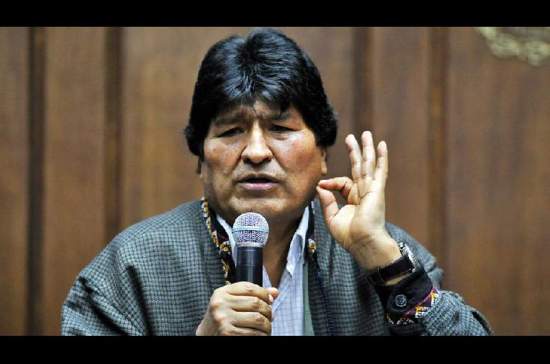 ldquoel presidente Evo Morales estaacute en Cuba para una consulta meacutedica con el equipo meacutedico cubano que antes en Bolivia lo atendioacuterdquo informaron