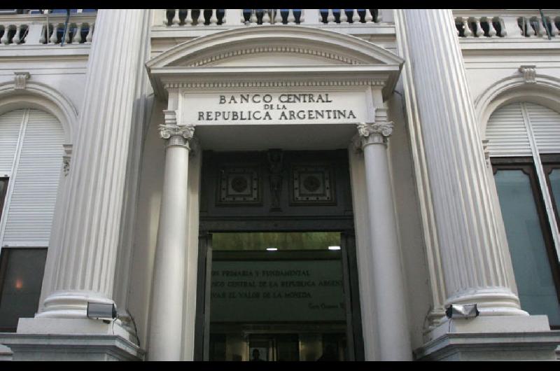 Miguel Pesce recibiraacute un BCRA con maacutes de US13 mil millones de reservas