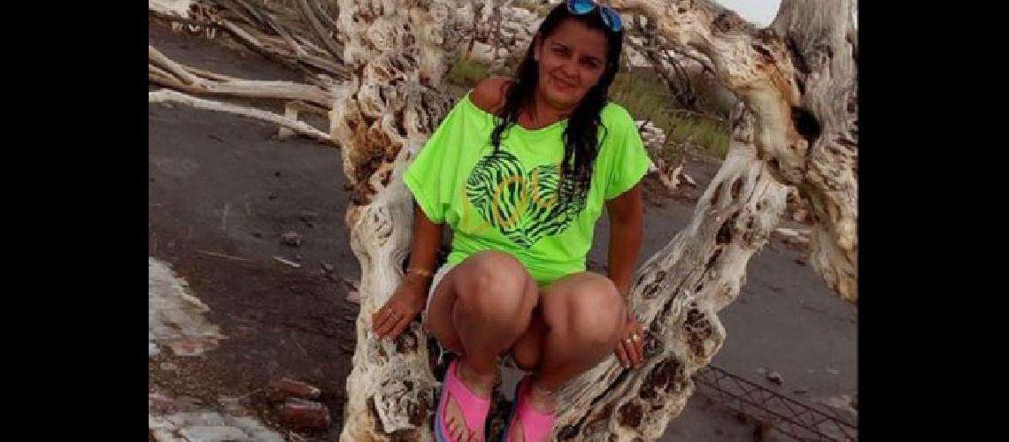 la mujer llamoacute al servicio de emergencias a raiacutez de que escuchaba ruidos provenientes del techo 