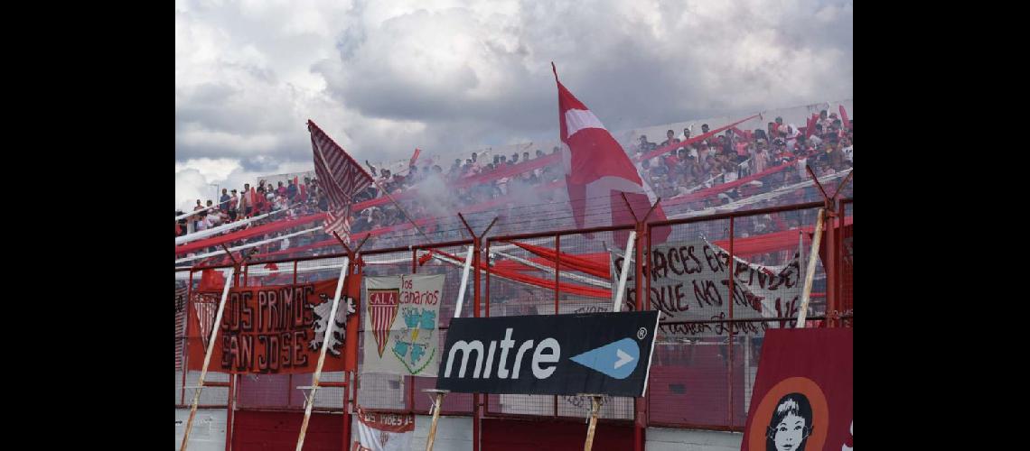 Con desafiacuteos por delante Los Andes festeja su 103ordm aniversario