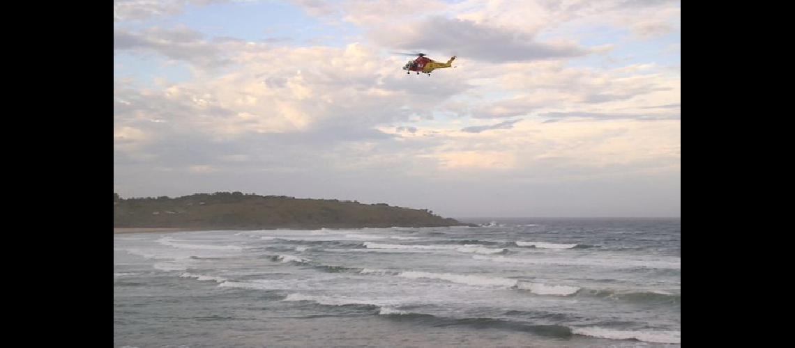 Buscan desesperadamente a un joven de Lomas que desaparecioacute en una playa de Australia
