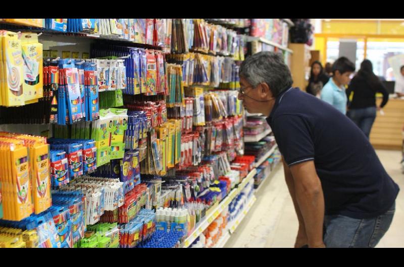 Las cadenas Carrefour Coto Jumbo Disco Vea Walmart y La Anoacutenima ofreceraacuten 10 uacutetiles en 286 hipermercados y a traveacutes de compras online