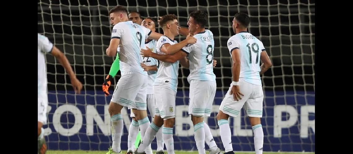 Argentina llega invicta a este partido y con otro triunfo clasificaraacute a Tokio