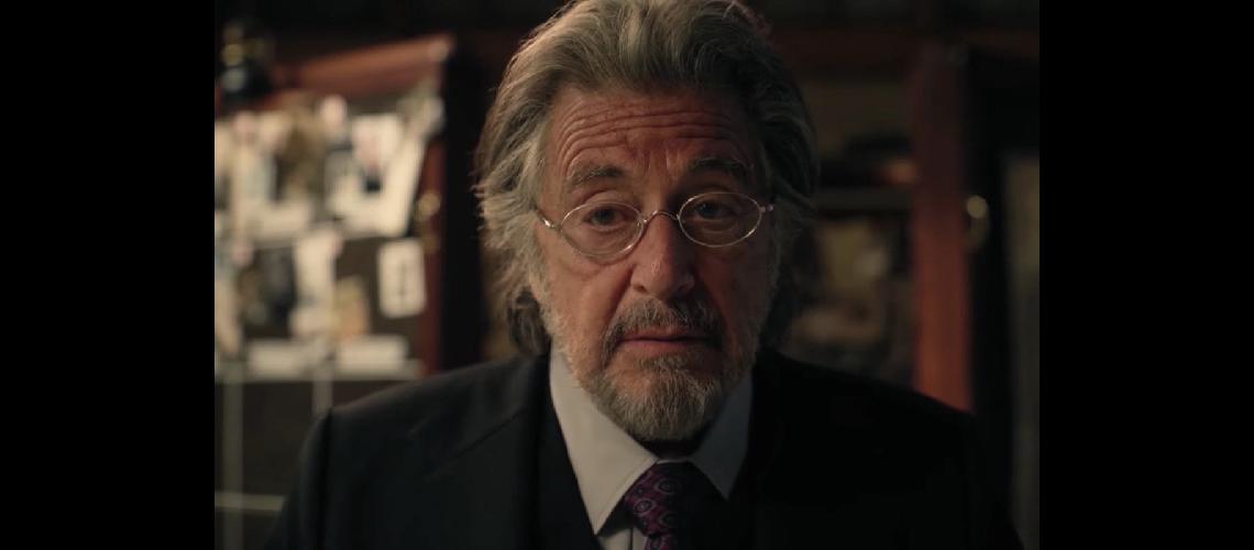 Al Pacino encarna a un acaudalado anciano que lidera un caricaturesco equipo de cazadores de nazis en la Nueva York de 1977 