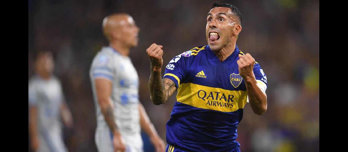 A fuerza de victorias Boca sigue sontildeando con el tiacutetulo
