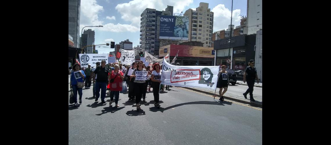 Exigieron justicia por Gabriela Ciuffarella y otras 23 viacutectimas de IOMA