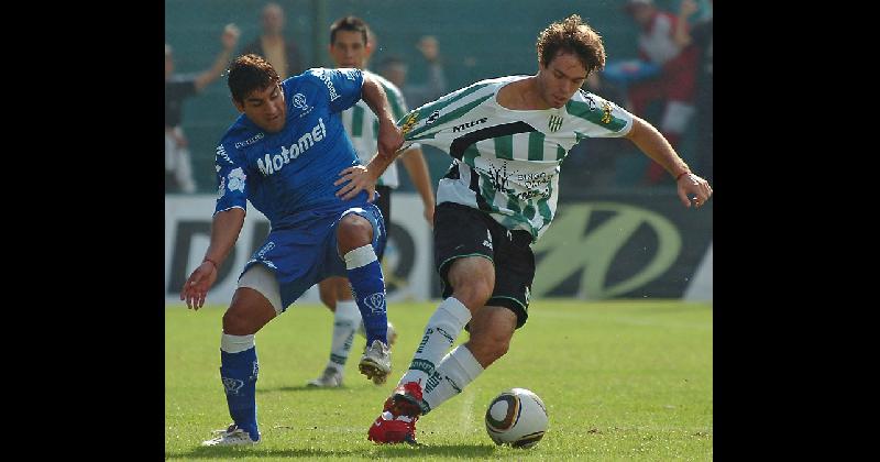 Sardella vistioacute la camiseta del Taladro y de varios equipos en el fuacutetbol de Argentina Chile e Italia