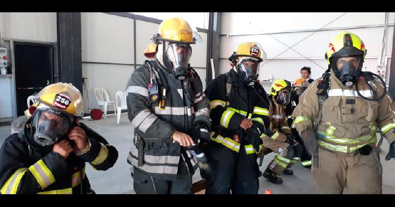 Cantildeuelas- con nueve bomberos aislados el destacamento soacutelo prestaraacute servicios en el centro de la ciudad