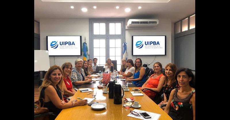 Silvia participa activamente del Departamento de Mujeres Empresarias de La Unioacuten Industrial de la Provincia de Buenos Aires (UIPBA)