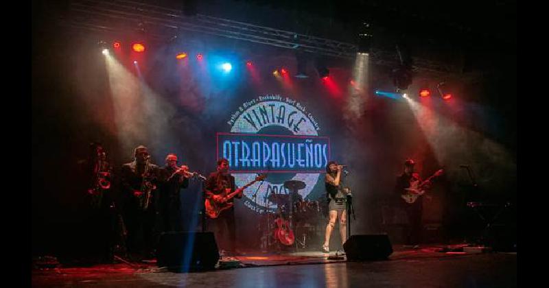 La banda Atrapasuentildeos y el desafiacuteo de grabar un clip en cuarentena