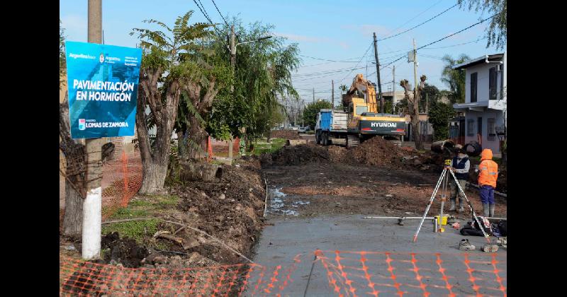 Avanzan las obras para llegar al 100-en-porciento- de calles asfaltadas en Santa Marta