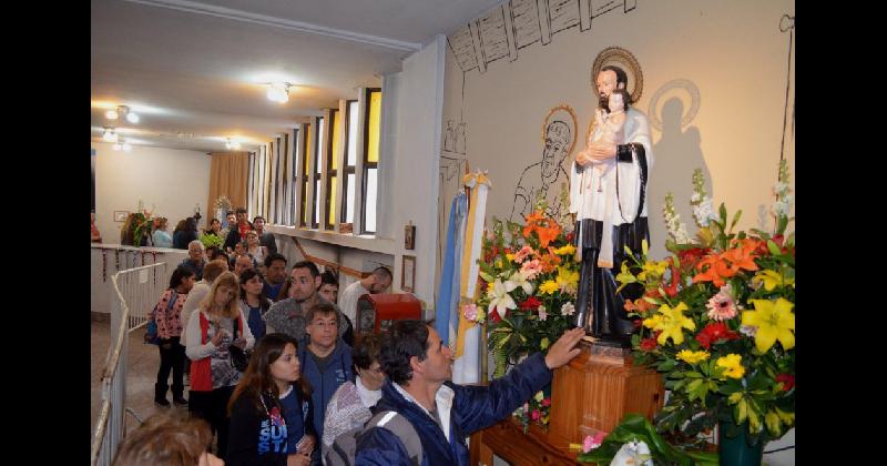 Coacutemo participar de la misa virtual por San Cayetano en Lomas