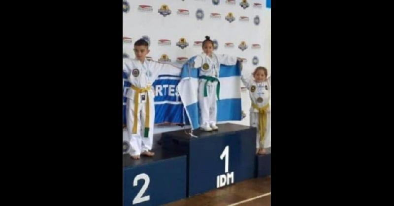 Tres lomenses terminaron en lo maacutes alto del Sudamericano de Taekwondo