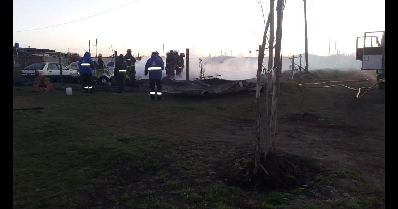 Traacutegico incendio en Glew- murieron una mujer y sus tres hijos