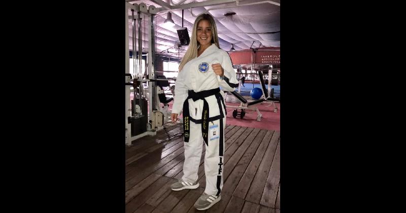 Micaela Cuellar se consagroacute subcampeona sudamericana de Taekwondo