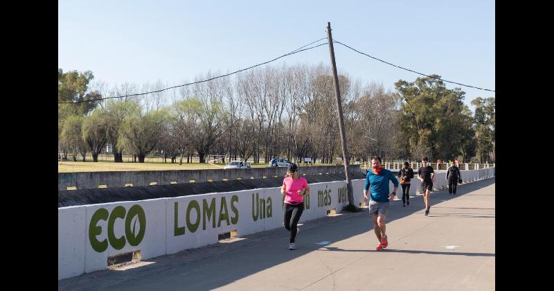 Maacutes de mil vecinos ya disfrutaron del Parque de Lomas respetando el protocolo