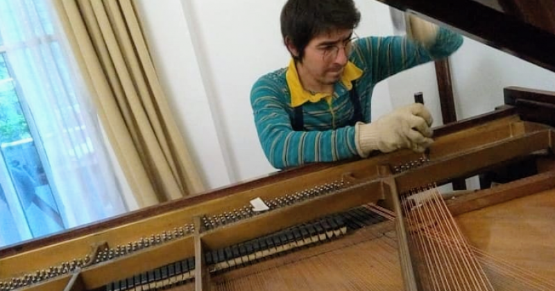 Descubrió la pasión por los pianos a los 14 años