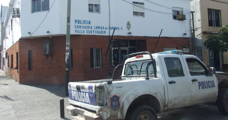 El crimen ocurrió en la calle Cosquín al 100 en Centenario