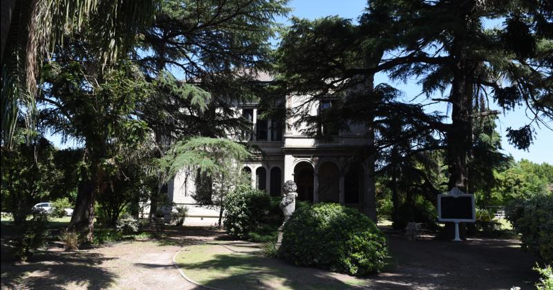 Villa Grampa se mantiene impecable y sigue atrayendo a directores y fotoacutegrafos