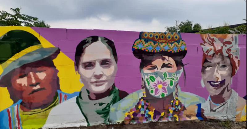 El mural retrató la diversidad en las mujeres 