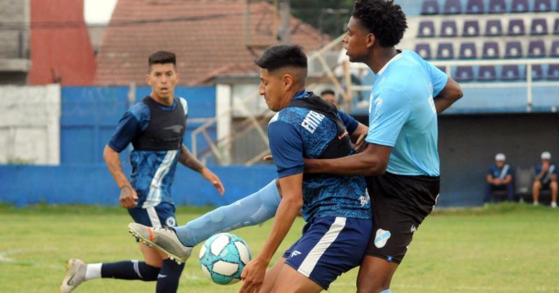Pacheco jugó en varios amistoso de Reserva