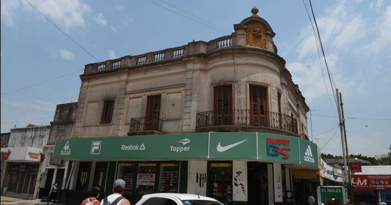 De antigua tienda y merceriacutea al bar maacutes representativo de Banfield 