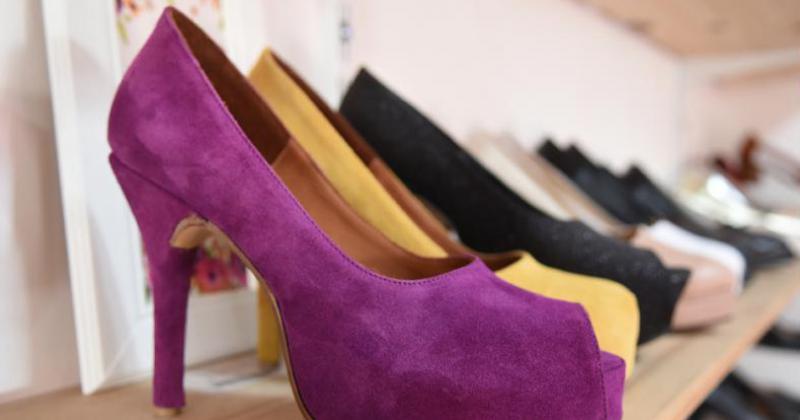 Motel Necesario Bueno Venden calzados con talles especiales y sumarán ropa :: Noticias de Lomas  de Zamora | Diario La Unión