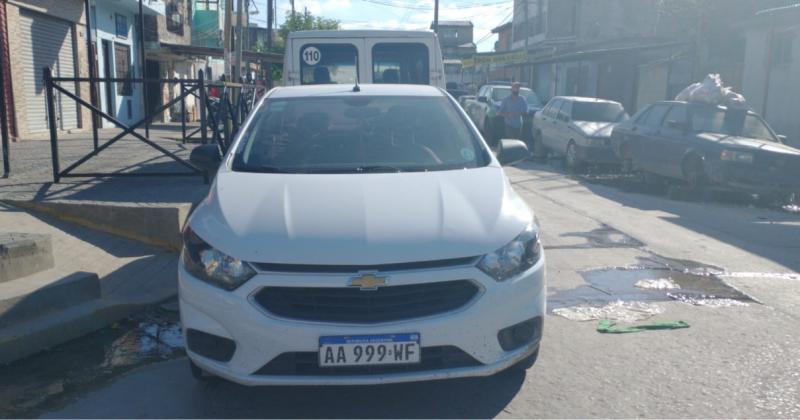 El auto Chevrolet robado y recuperado en Villa Fiorito