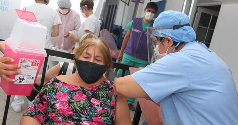 Avanza la vacunación en Lomas 