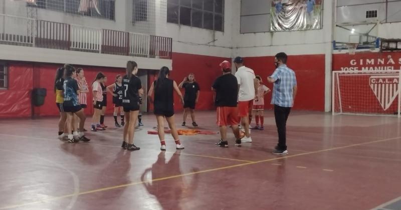 Los Andes probó jugadoras en todas las categorías