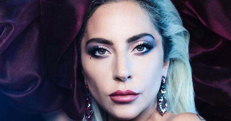 La elegante reaparicioacuten Lady Gaga 