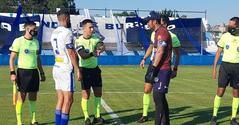En Burzaco San Martín comenzó con el pie izquierdo