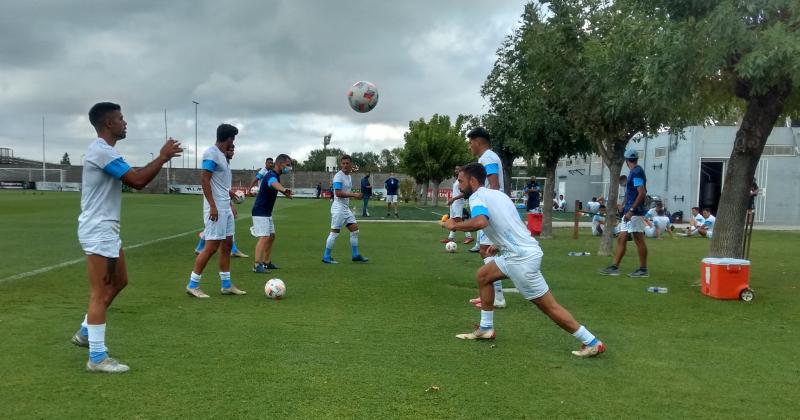 Temperley incorporó 12 refuerzos para este mercado de pases